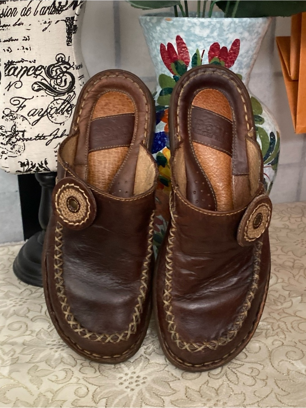 Born VTG 90s Wom 6/36 Hand Stitched Leather Mini Platformed Flats Slides Mexico - Picture 2 of 15